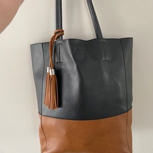 Seven days tote bag